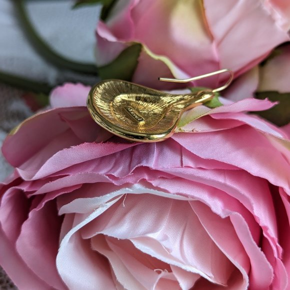 Vintage Monet teardrop gold, black enamel earrings - Picture 6 of 6